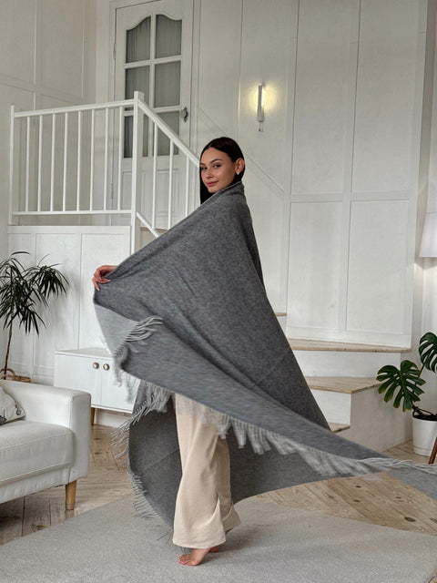Marsel 2Face Dark Grey Dwustronny koc merino 140x200 szary, minimalistyczny