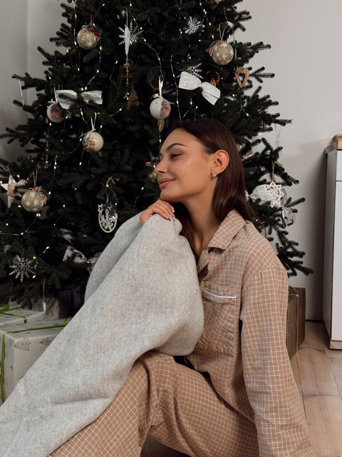 Merino Heathered Koc z wełny meryno w odcieniu popielatym 140x200 cm- ciepły i przytulny