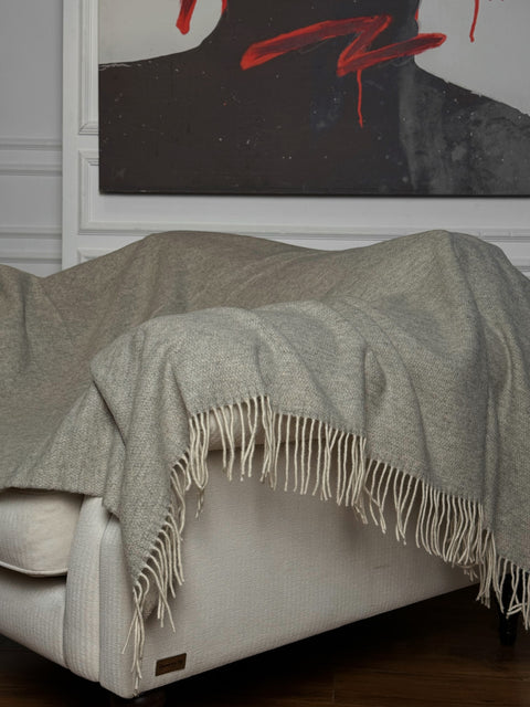 Merino Heathered Koc z wełny meryno w odcieniu popielatym 140x200 cm- ciepły i przytulny