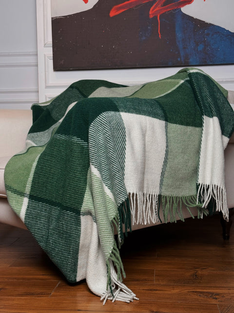 Elf Green & Ivory Koc z wełny nowozelandzkiej w kratkę z odcieniami zieleni 170x210 cm