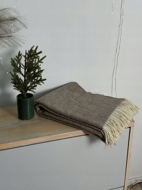 Merino Herringbone Koc z wełny merynosów w jodełkę 140x200 cm, jasnobrązowy