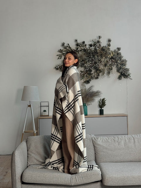 Merino Checked Throw Koc wełniany w klasyczną kratę 140x200 cm - elegancki, dekoracyjny